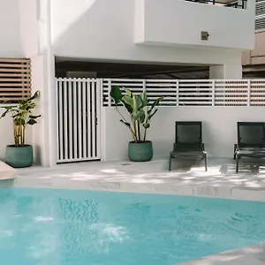 bella-casa-noosa.queenslandhotels.net/